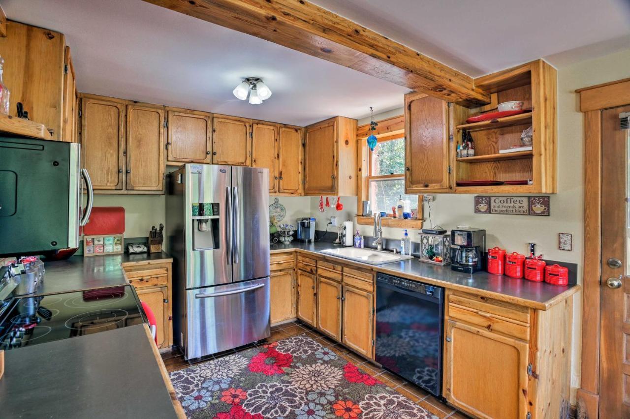 Cozy Home With Deck And Mtn Views, Walk To Casinos سنترال سيتي المظهر الخارجي الصورة